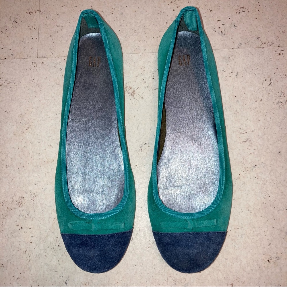 Teal + Navy GAP Suede Ballet Flat w/Bow